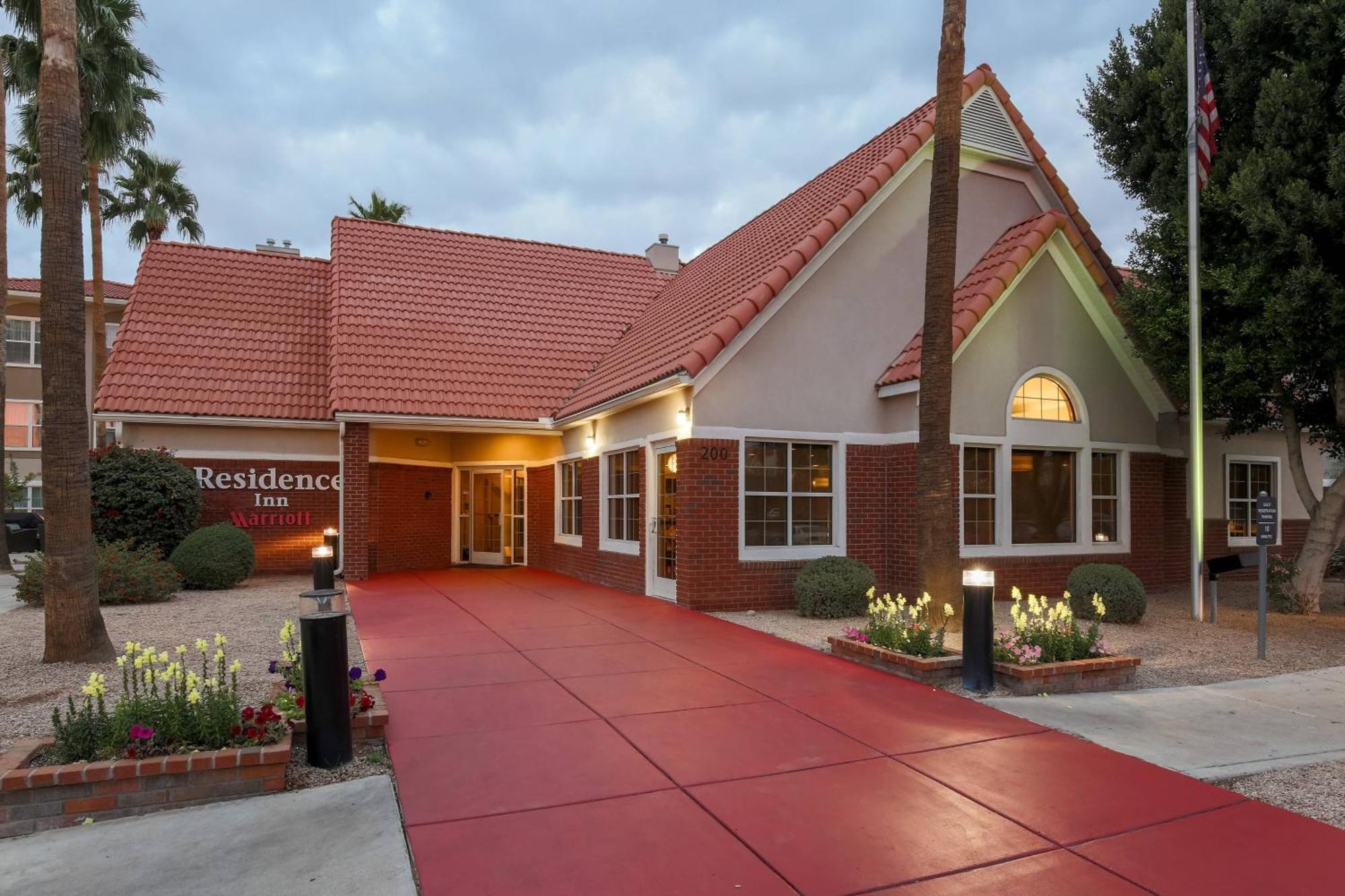 Residence Inn Phoenix Chandler/Fashion Center Экстерьер фото