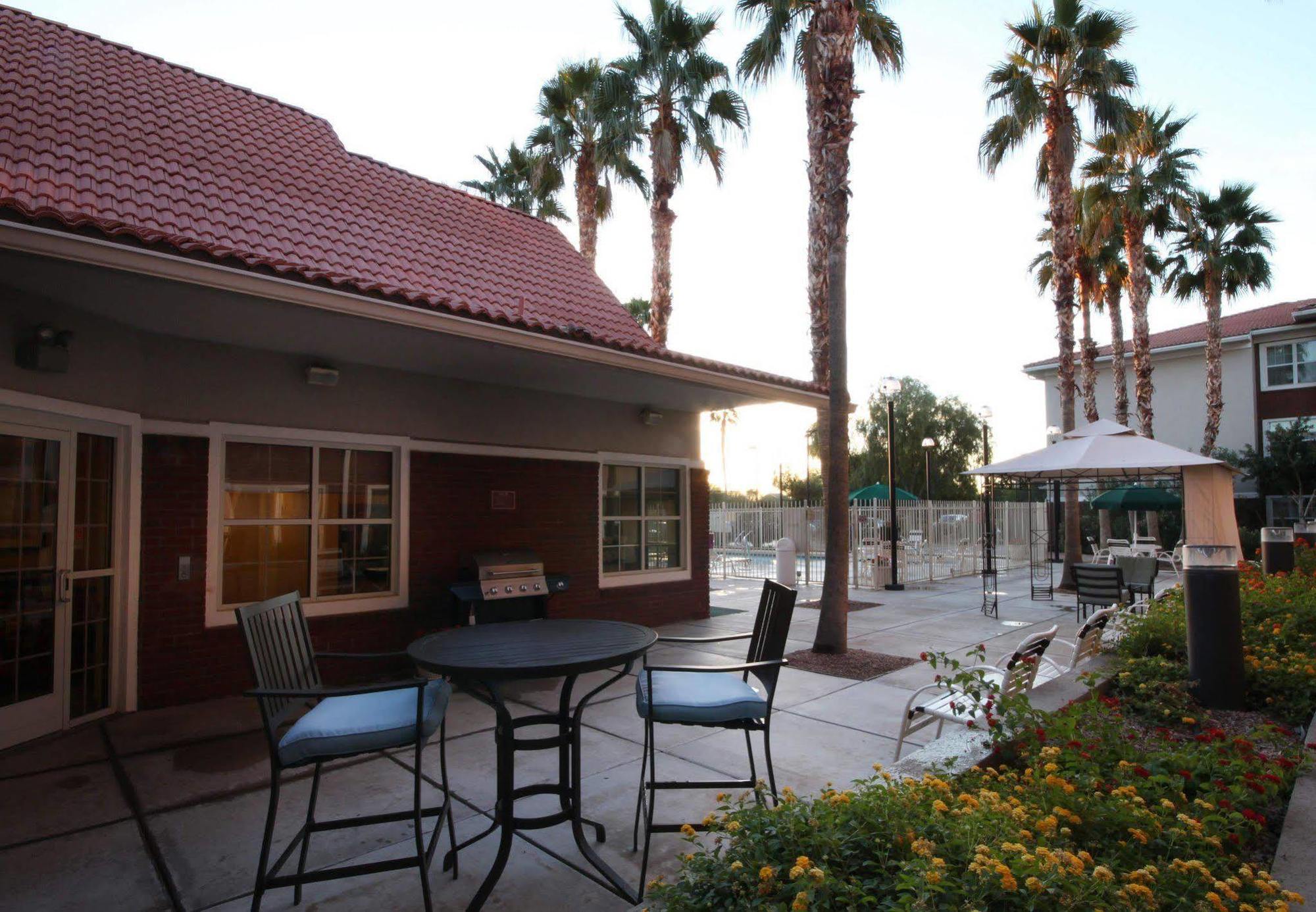 Residence Inn Phoenix Chandler/Fashion Center Экстерьер фото